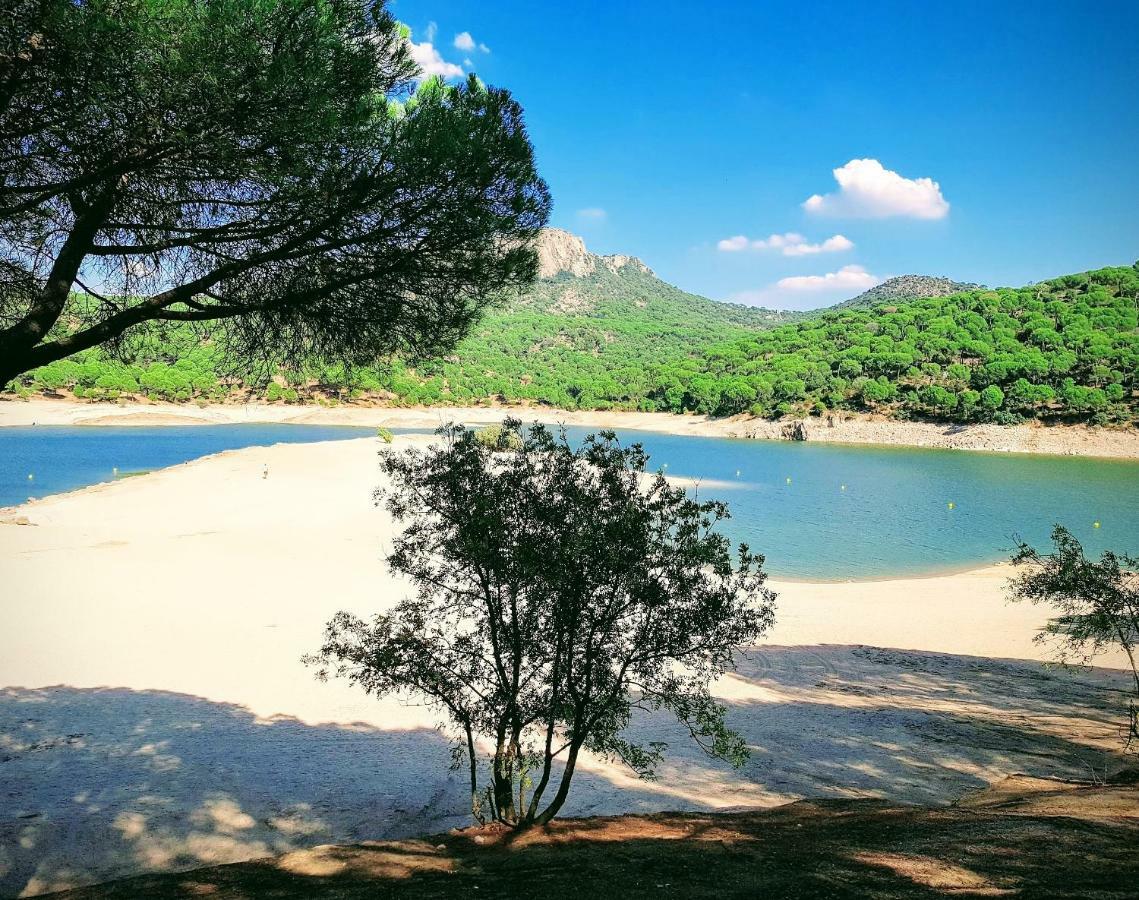 Retiro Chic Frente Al Lago - A 1 Hora De Madrid, Pantano De San Juan San Martín de Valdeiglesias Esterno foto